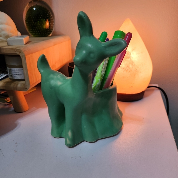 Shawnee pottery green deer with planter - Picture 3 of 7